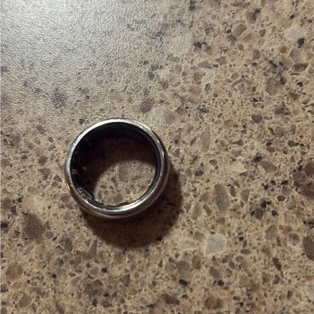 Oura Polished Silver Ring